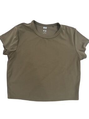 UNIQLO Olive Green Short Sleeve Crewneck Tee